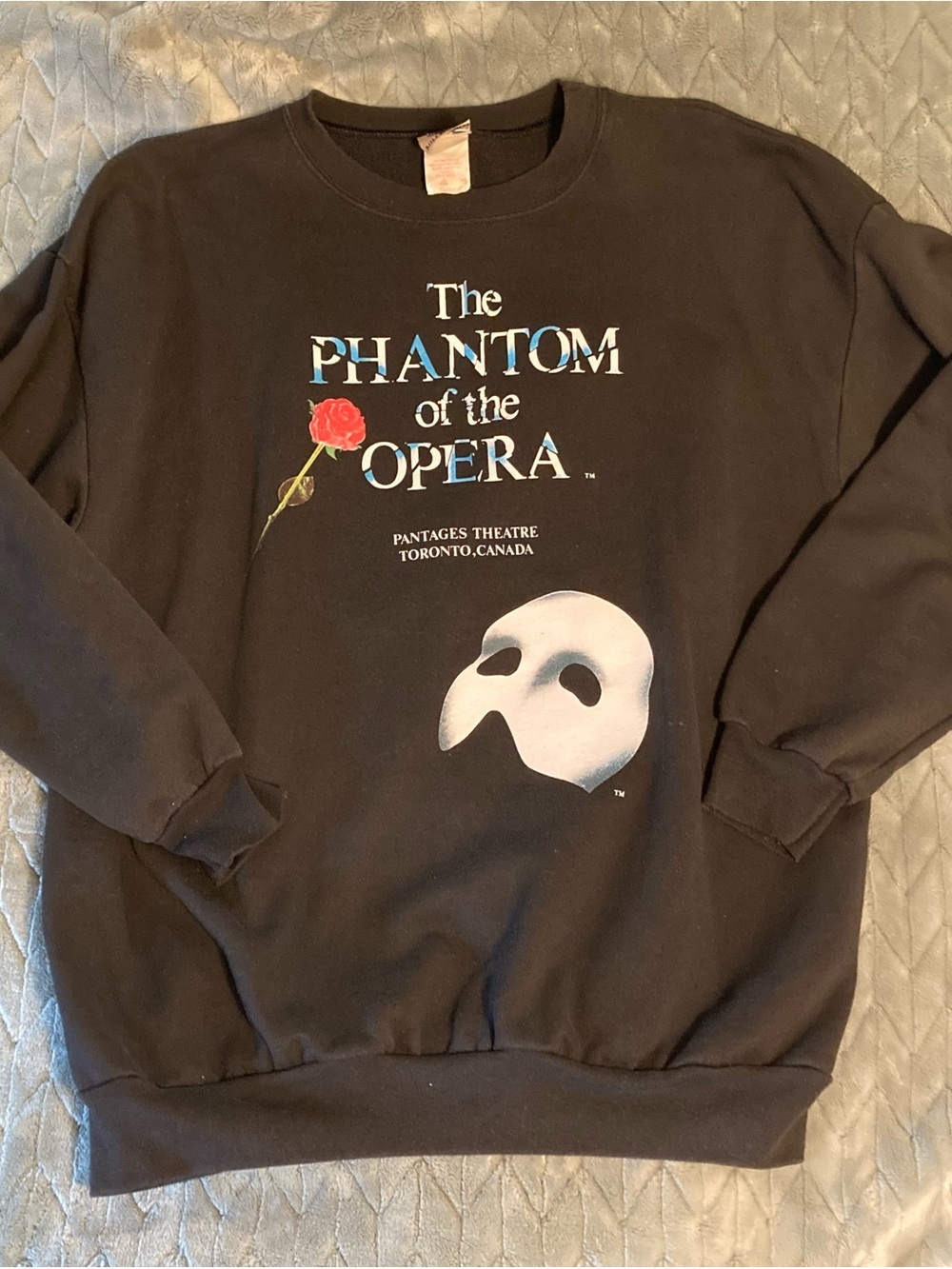 Vintage Pantages Theatre Phantom of the Opera XL sweatshirt!